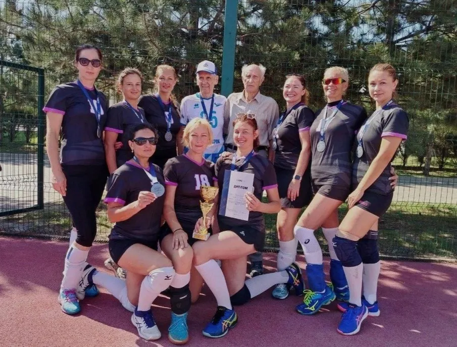 Серебро у  арзамасской женской команды  на всероссийских соревнованиях по волейболу