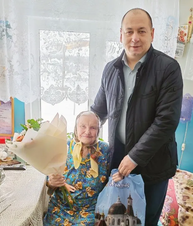 94 года исполнилось ветерану Великой Отечественной войны, труженице тыла Валентине Ивановне Исаевой