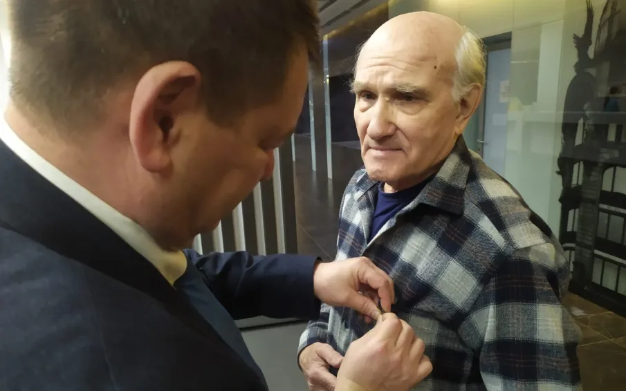 Поэту Николаю Рачкову вручен городской знак «Благодарение хранителю наследия»