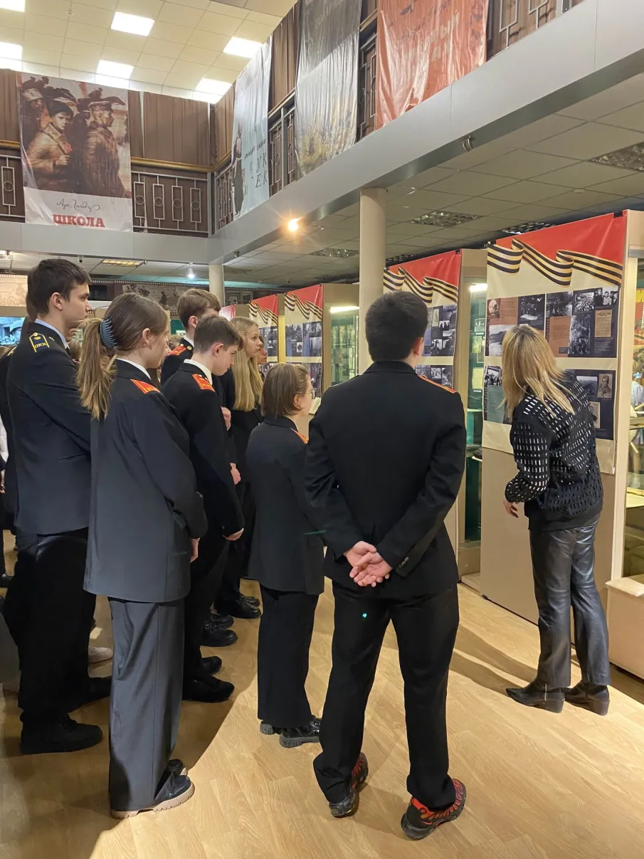 Выставка «Парад Победы. Освобождение Европы» открылась в Литературном музее им. А.П. Гайдара