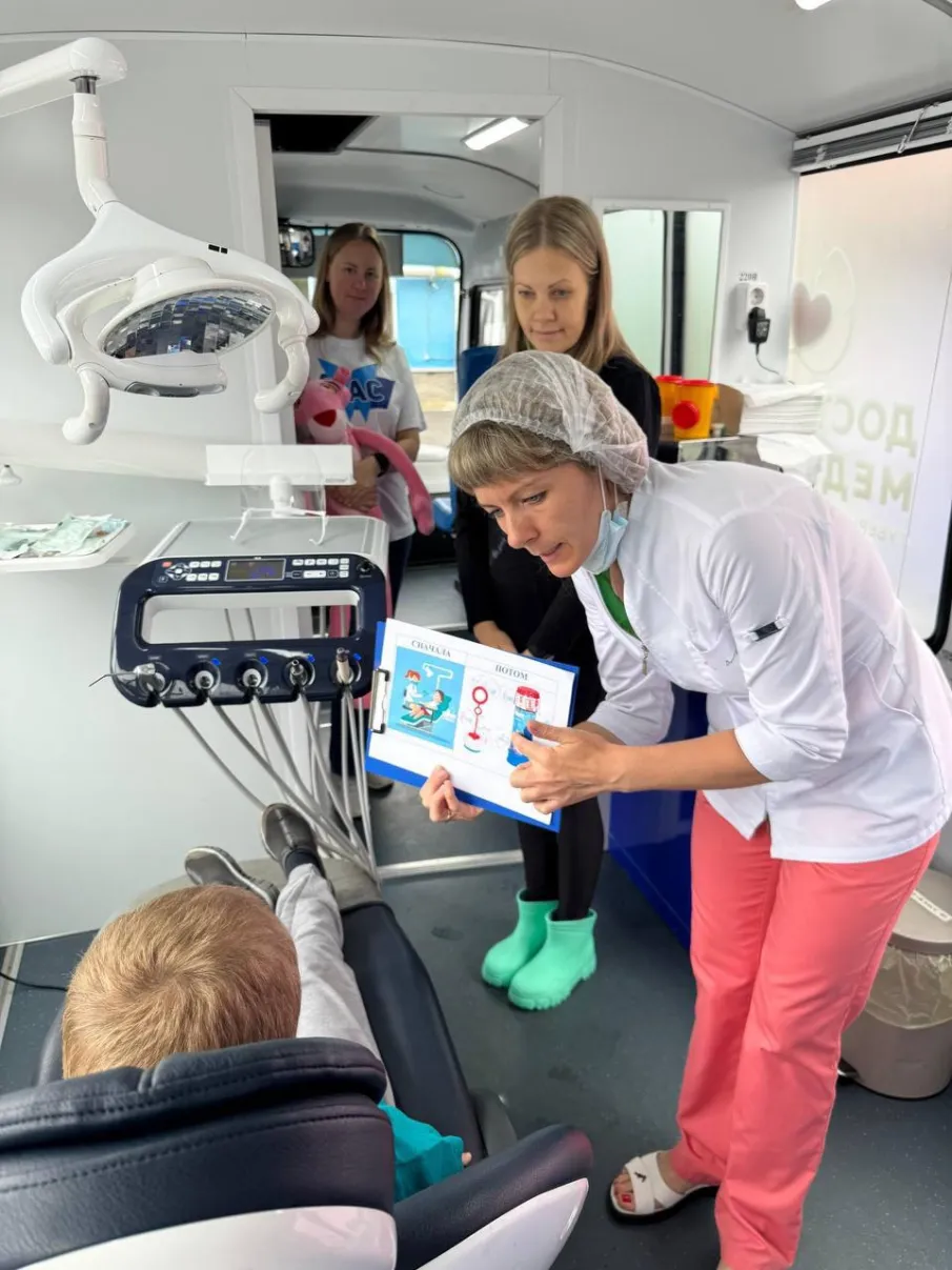 Мобильный стоматологический комплекс в рамках социального проекта «Здоровая улыбка особенных детей. Поезд здоровья» работал в Арзамасе.
