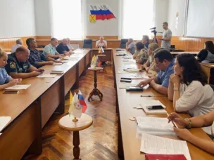 Готовность объектов образования, культуры и спорта к угрозам терроризма и экстремизма обсуждали в ходе заседания антитеррористической комиссии