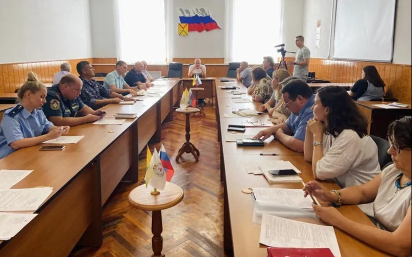 Готовность объектов образования, культуры и спорта к угрозам терроризма и экстремизма обсуждали в ходе заседания антитеррористической комиссии