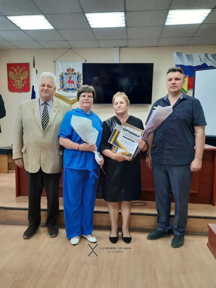 Более 40 человек - сотрудников библиотек и музеев округа - получили награды различного уровня