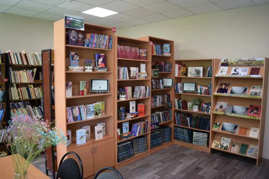 В Новом Усаде открылась сельская библиотека им. В.П. Вахтерова в обновленном помещении