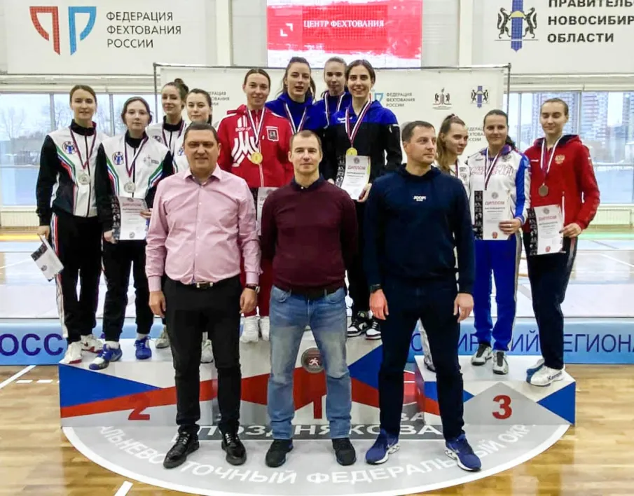 Нижегородские саблисты удачно открыли новый сезон на Всероссийских соревнованиях в Новосибирске