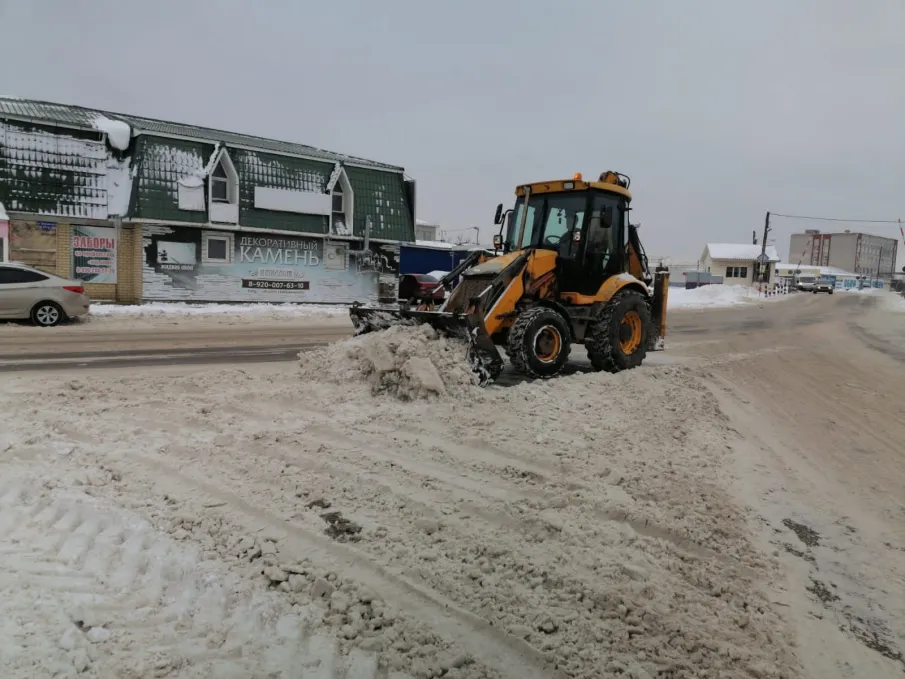 Уборка снега в Арзамасе ведется в круглосуточном режиме