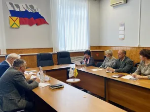 Обращения по вопросам благоустройства в городском округе, проблемы ЖКХ и признание аварийными домов ветхого фонда — рассмотрел и взял на особый контроль в ходе личного приема граждан заместитель председателя Законодательного собрания Нижегородской области Дмитрий Краснов