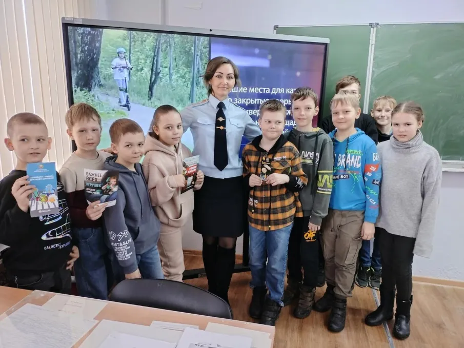 КАНИКУЛЫ: ГОСАВТОИНСПЕКЦИЯ, ДЕТИ, ПЕДАГОГИ