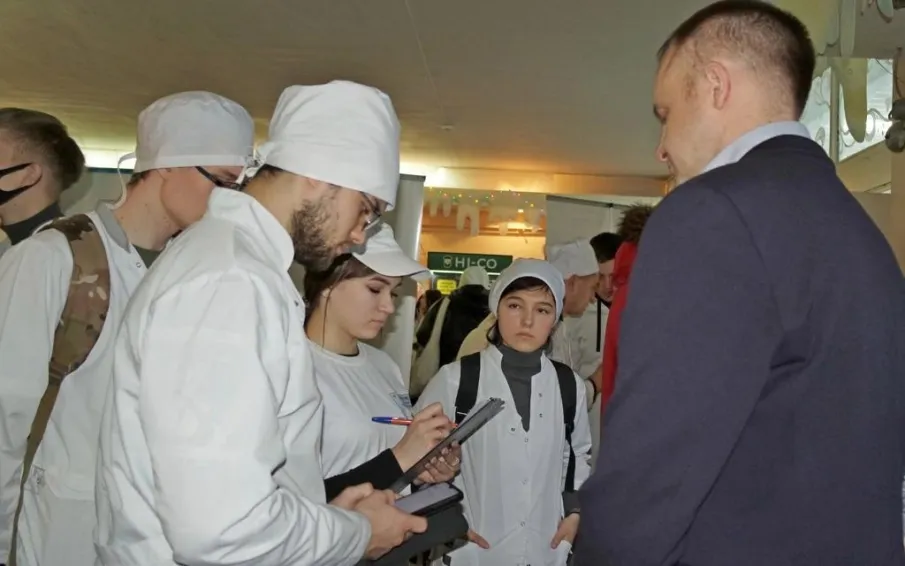 Более 250 будущих медиков стали участниками «Дня открытых возможностей» в Арзамасском медицинском колледже