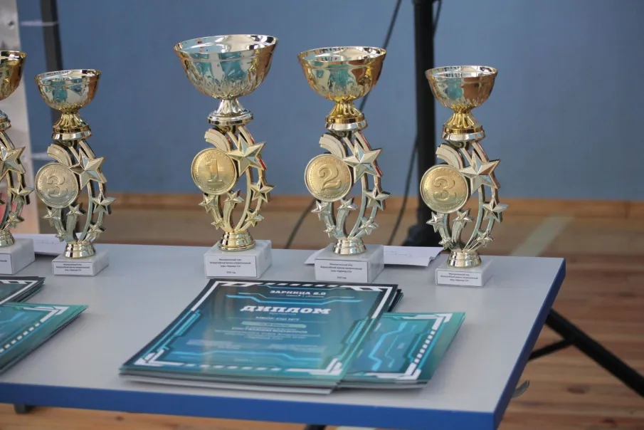 Юнармейцы Арзамаса с достоинством встретили День воинской славы России