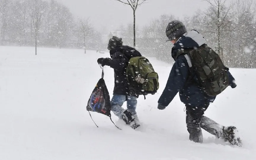 Министерство образования и науки региона дало рекомендации о посещении школ в период сильных морозов