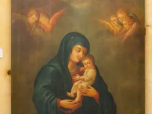 Обновленные иконы возвращаются в Воскресенский собор