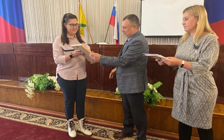 Лучших наставников 2022 года чествовали в администрации