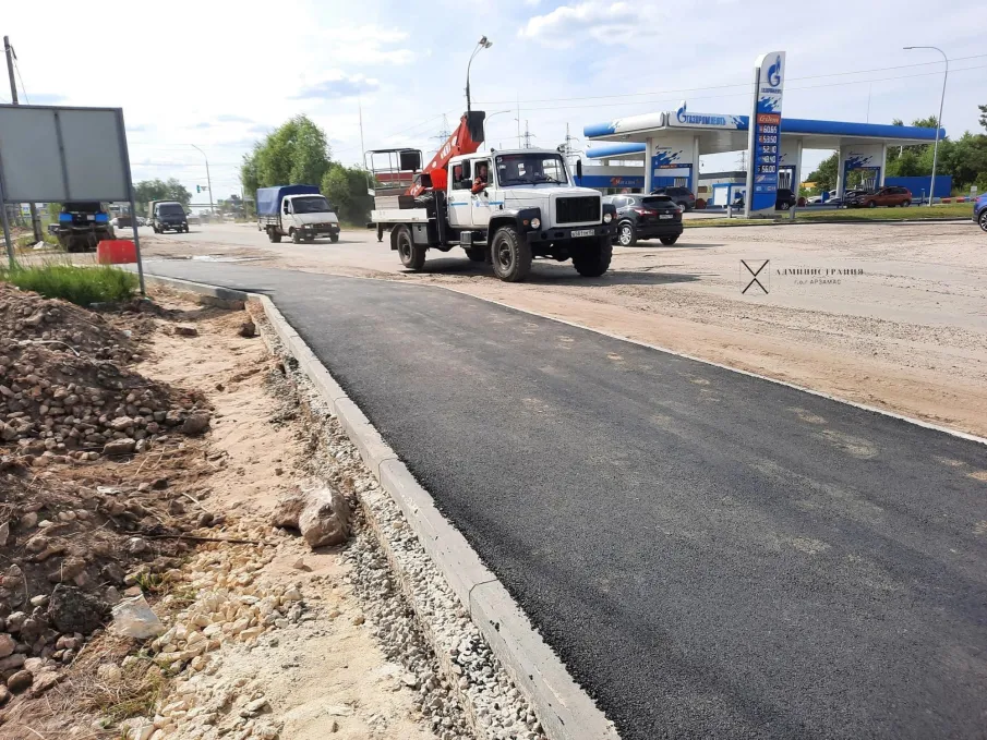 Начались работы по капитальному ремонту и устройству тротуаров по территории города