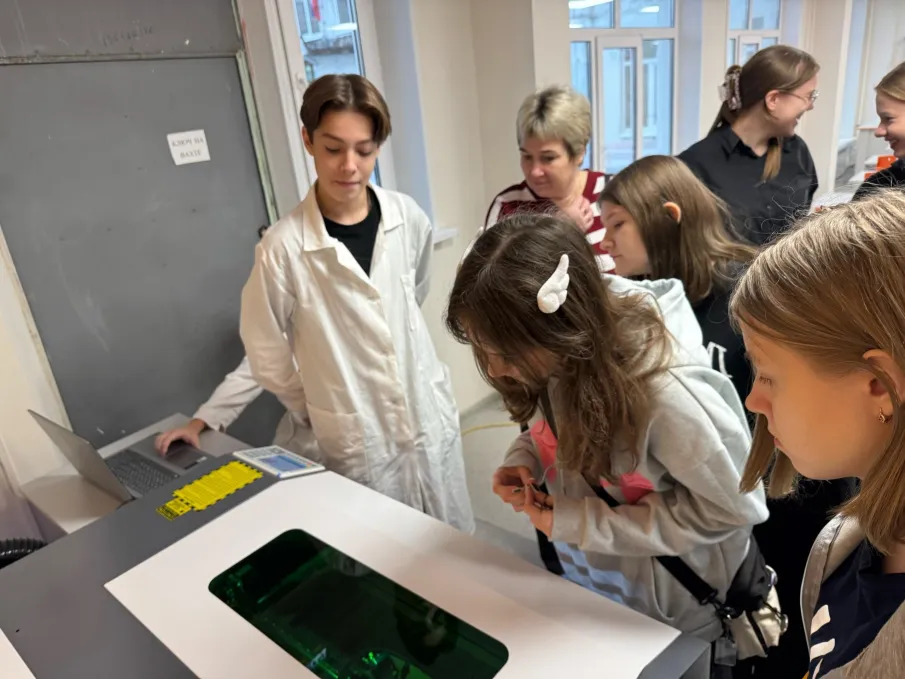 Сегодня детский технопарк «Кванториум» на базе МБОУ «Лицей» открыл свои двери для обучающихся школ г.о.г. Арзамас