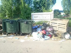 Какому мусору место на контейнерных площадках?