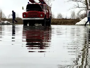Паводок отступает: уровень Тёши снизился, но бдительность не снята
