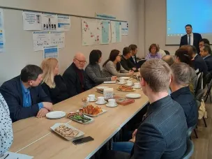 17 февраля в администрации состоялась встреча с руководителем нижегородского комитета семей воинов Отечества