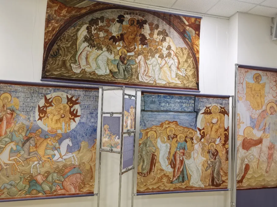 Открылась мобильная выставка «Образы Откровения. Фрески Гурия Никитина в Даниловом монастыре Переславля-Залесского»