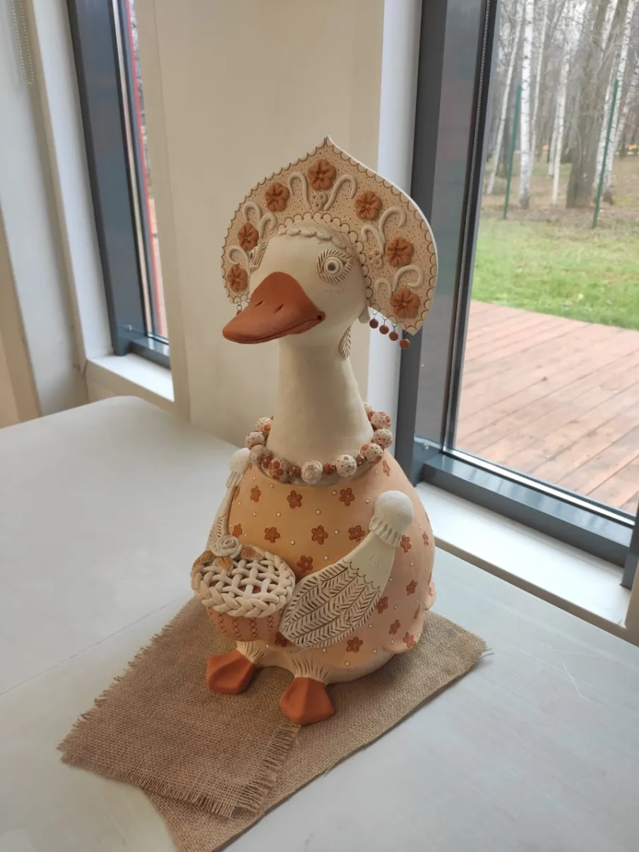 В коммьюнити центре парка культуры и отдыха им. А.П. Гайдара работает выставка «Арзамасский сувенир»